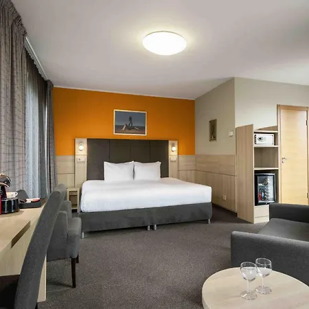 Hotel Wellton & 4*