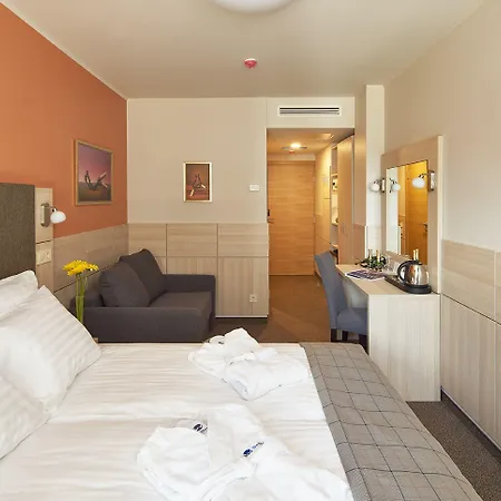 Wellton & Hotel