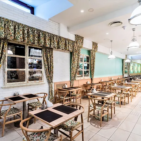 ウェルトン ホテル&スパ 4* リガ