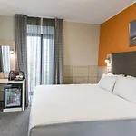 Szálloda Wellton & 4*