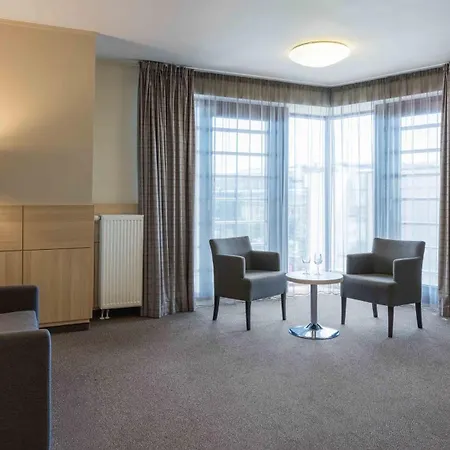 Hotel Wellton & 4*